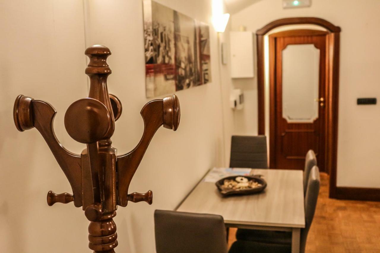 Small Suite Chiatamone Napoli Ngoại thất bức ảnh